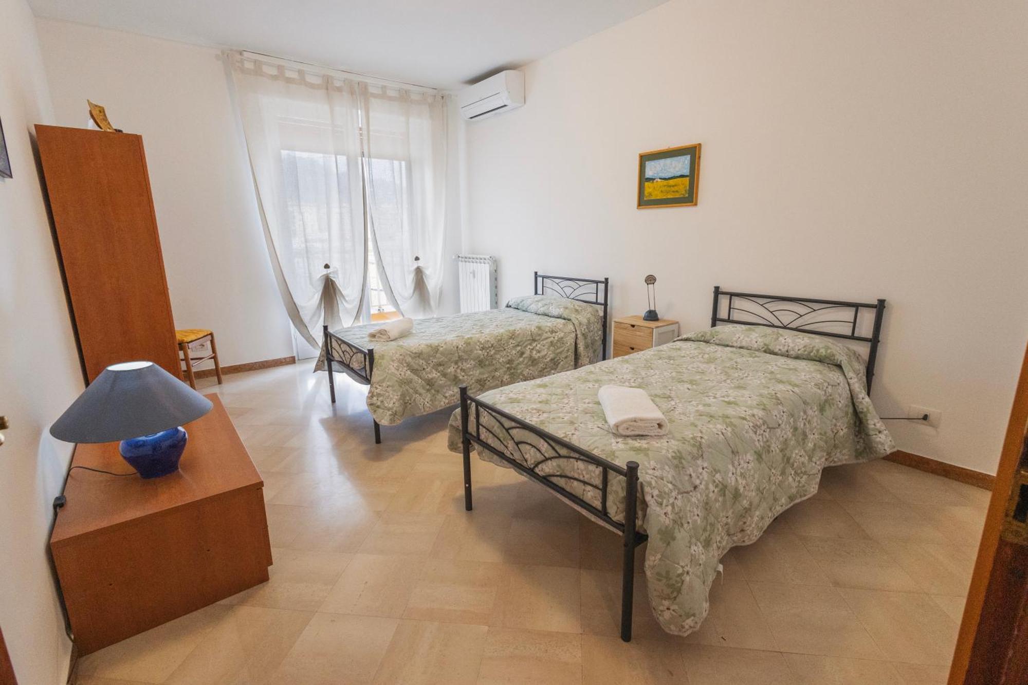 Apartamento La Casa Della Posta Vallecrosia Exterior foto